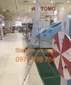 Standee Chữ X 005